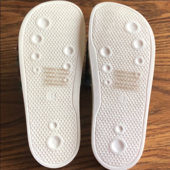 GLITTER Stripe Slides Sandals SPRING ARRIVALS! - Picture 5 of 9